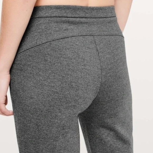 Lululemon On The Move Pant 2 Grey Ponte Stretch Workwear Travel Business Casual - Picture 3 of 15